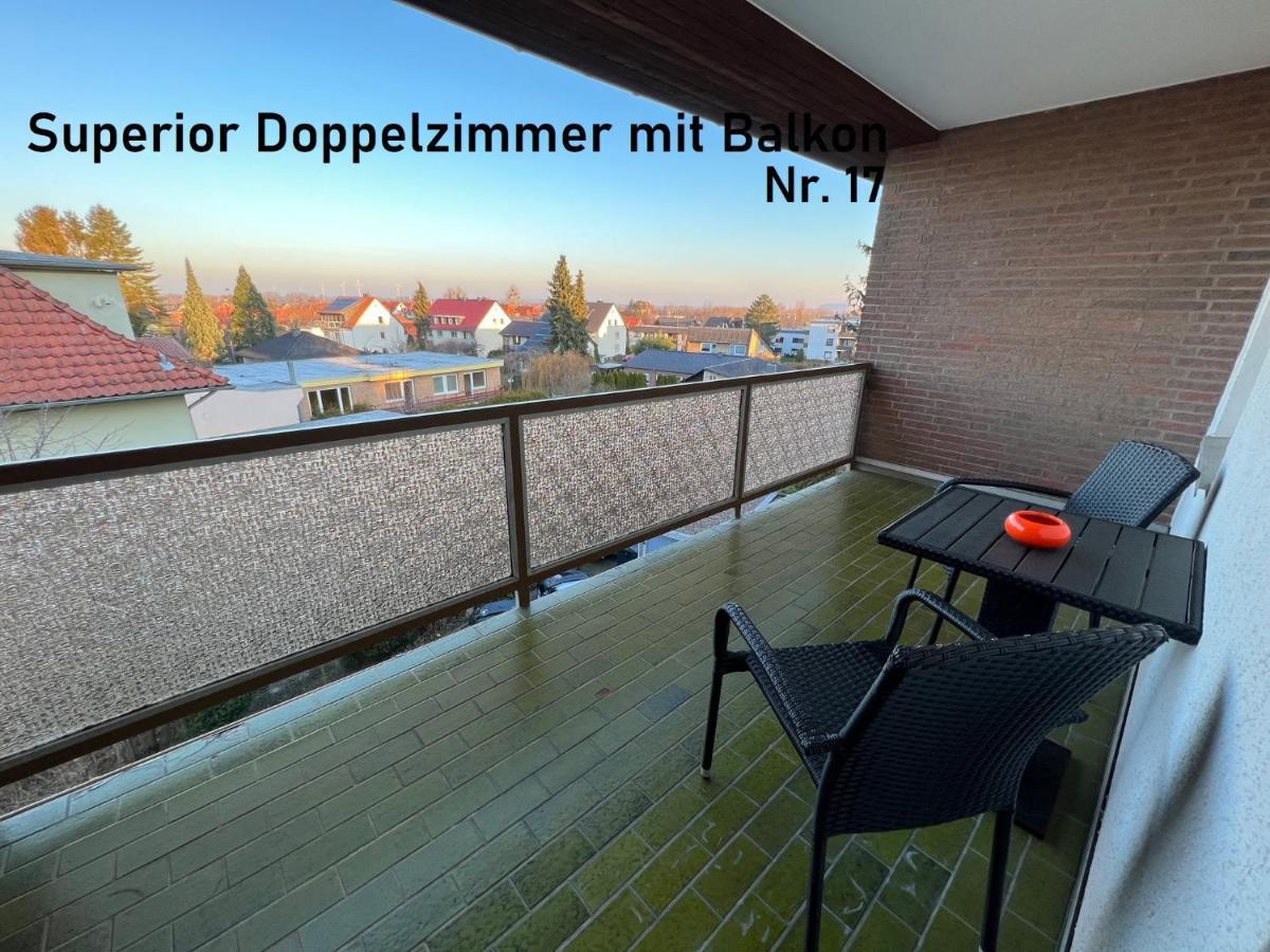 Hotelpension Am Thermalbad バート・ネンドルフ エクステリア 写真