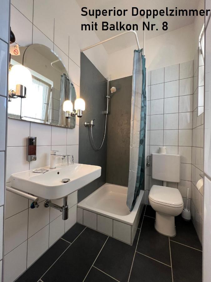 Hotelpension Am Thermalbad バート・ネンドルフ エクステリア 写真